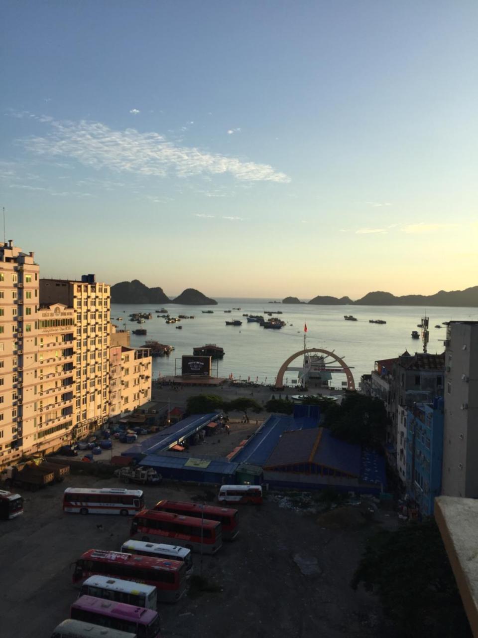 Sea Dragon Hotel Dong Khe Sau Exteriör bild